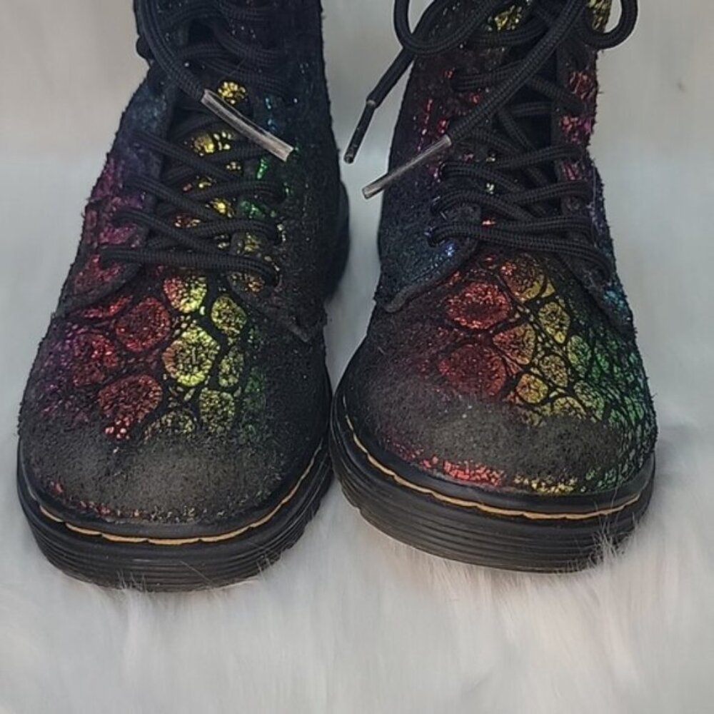DR. MARTENS 1460 Pascal‎ Girl's Metallic Rainbow Croc Mermaid Zip Punk Boots 9 - Picture 4 of 10